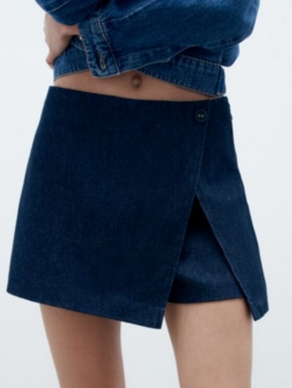 NWT Zara Denim Skort. Size XL
